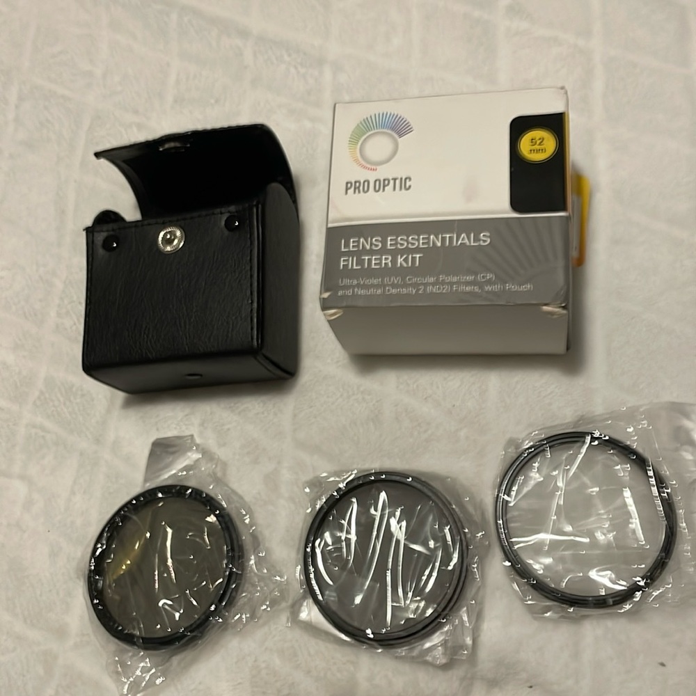 Pro Optic lens,essentials filter kit Size 52mm.